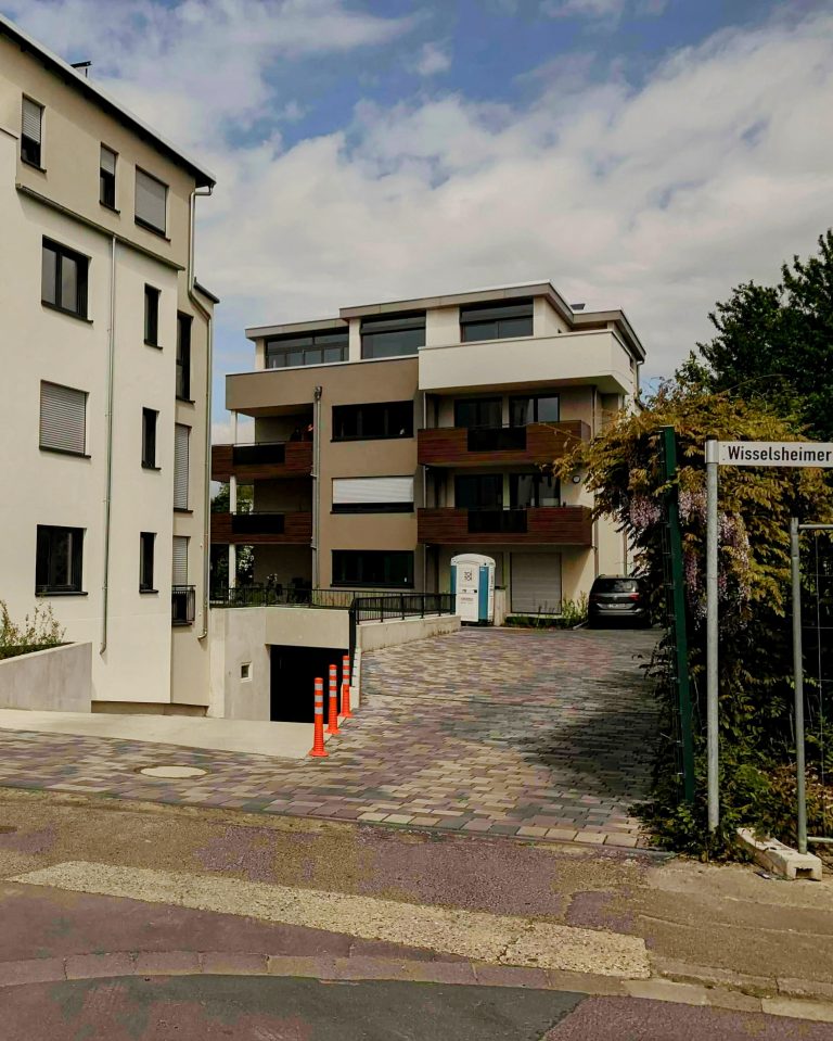 A5E8FDC2-48DE-48CA-84D9-9DA0466E38AB