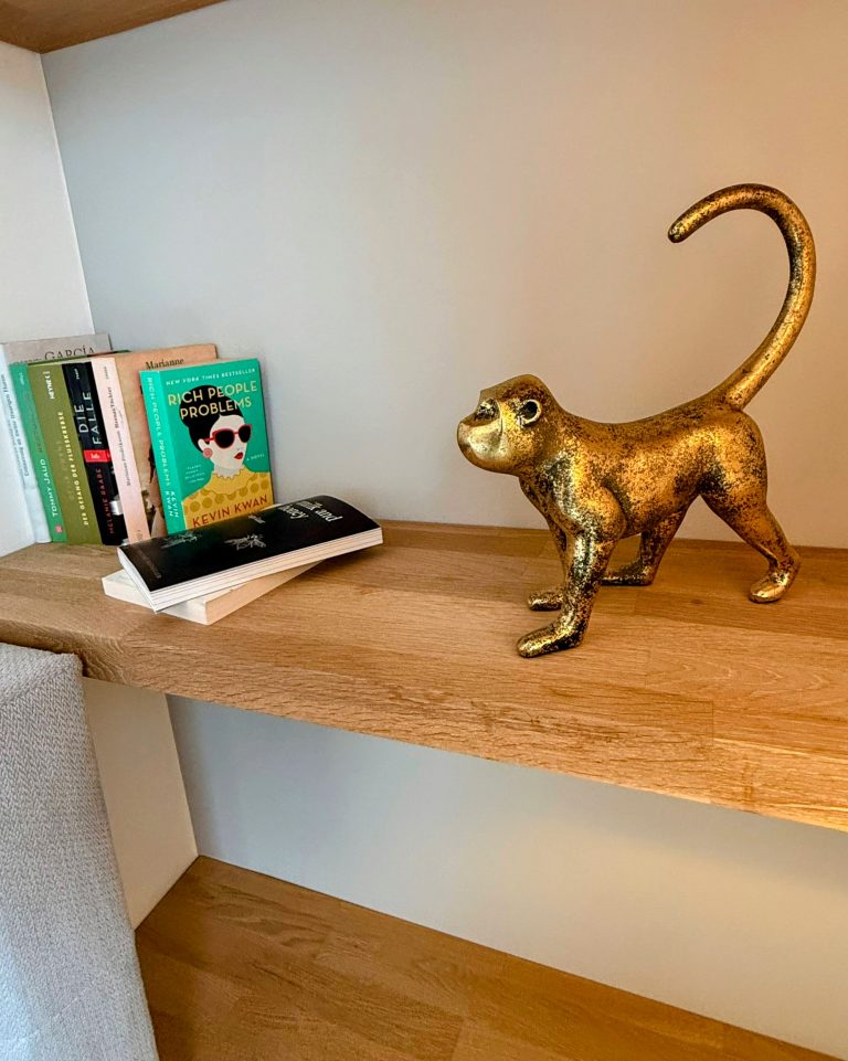 E40B9070-7112-48E1-8E49-BB0B22EC19D4