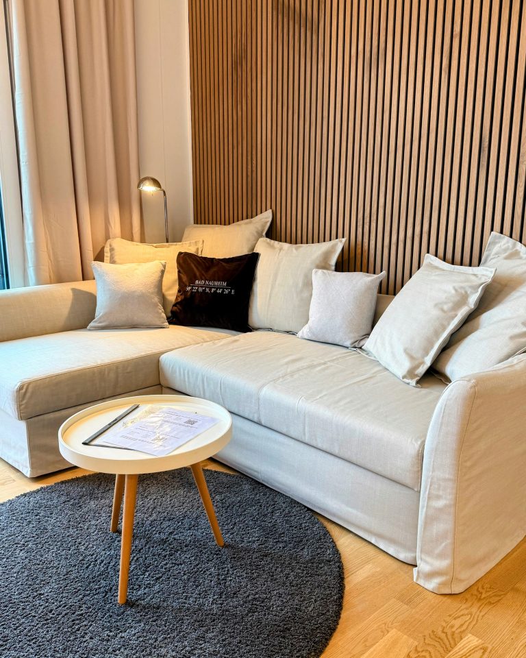 F0E3C92F-FE30-4F46-A4D5-D70727E75DC4